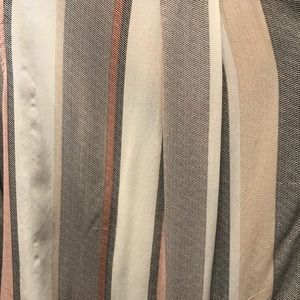 Cynthia Rowley Tops - Super cute lightweight long sleeve v-neck Cynthia Rowley Tops - Super cute lightweight long sleeve v-neck